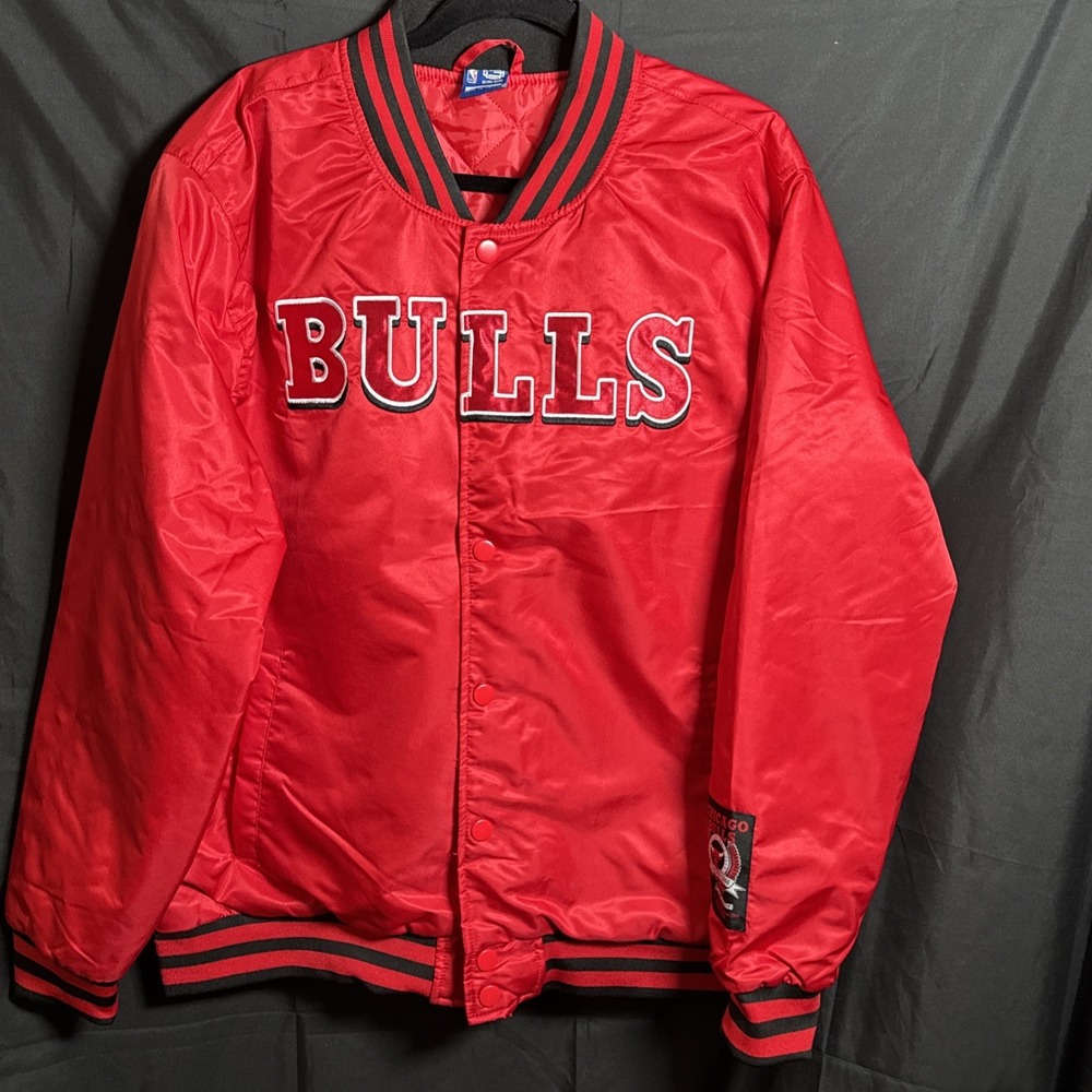 NBA Chicago Bulls Red Mens‎ Satin  Jacket NWT  - Size XL